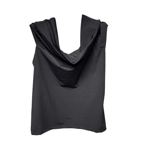 Rohe ASYMMETRICAL OFF SHOULDER
TOP I NOIR
$250.00
NWT - Picture 7 of 10